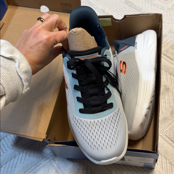 Skechers - Hands Free Swift Fit Lite-Foam Sneaker main image 6